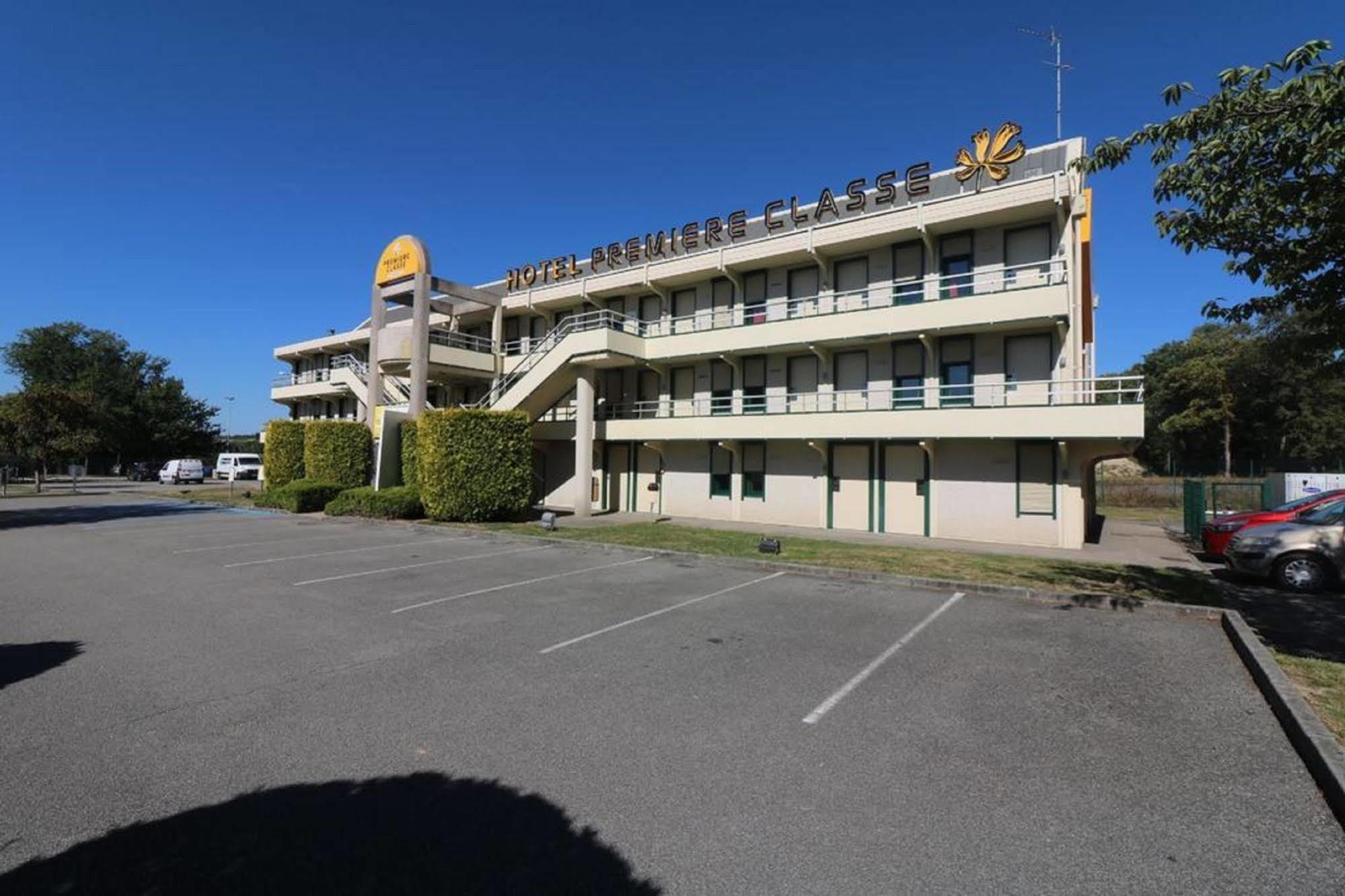Première Classe Limoges Nord Esterno foto